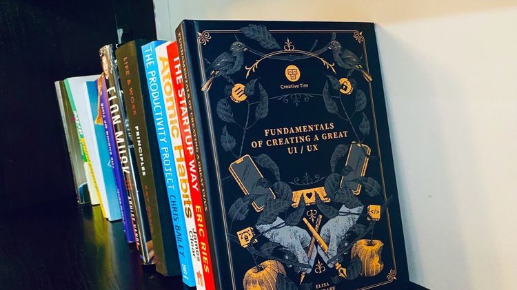 10+ Best UI/UX Books that Every Designer Should Read [2024]